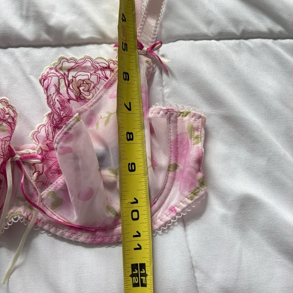 Womens 30DD Bra Pink‎ Unlined Underwire Back Closure Floral Feminine Coquette